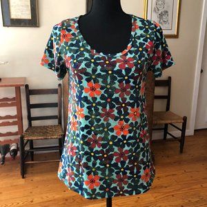 LulaRoe Classic tee - size XS - NWOT